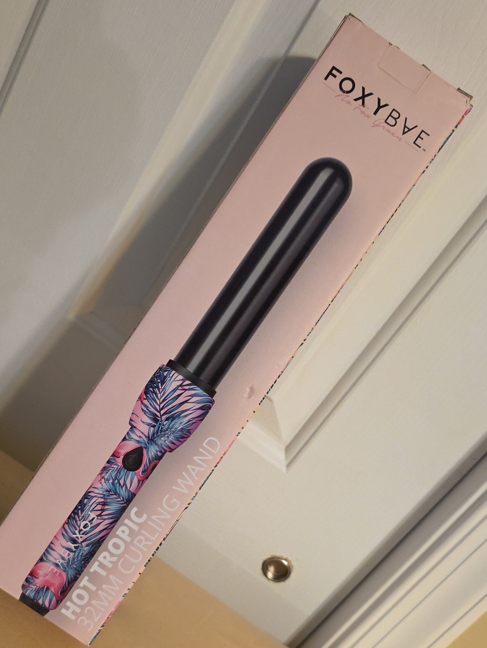 FOXYBAE Hot Tropic Limited Edition, Flamingo Print, 32mm Wand"